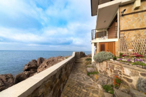 Sozopol Seaside Apartment